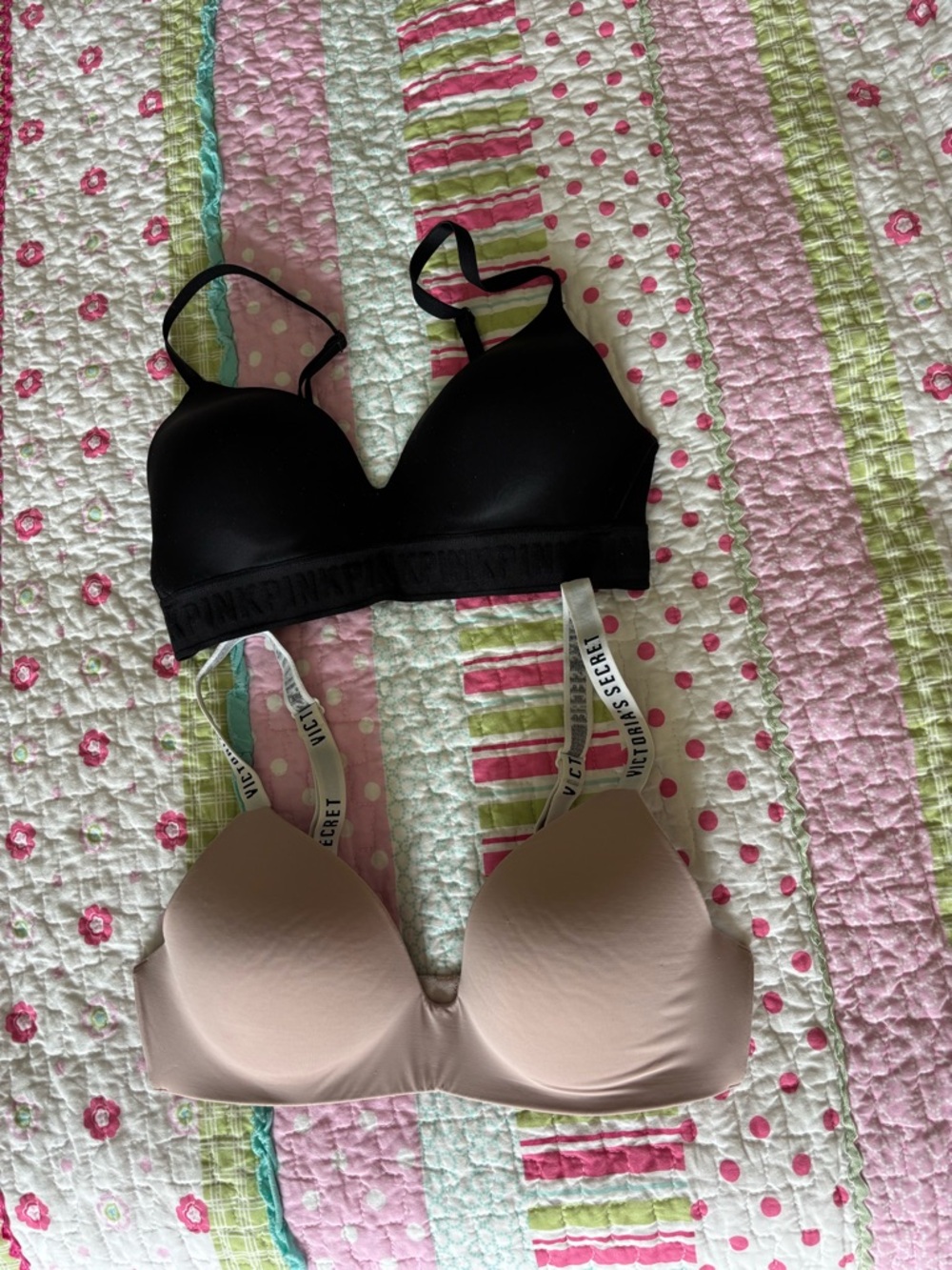 Victoria's Secret PINK Black & Nude Seamless Bra Duo